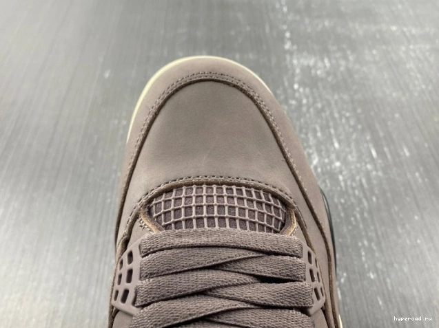 4 MANIERE A AIR VIOLET DV6773-220 ORE MA JORDAN RETRO 0705